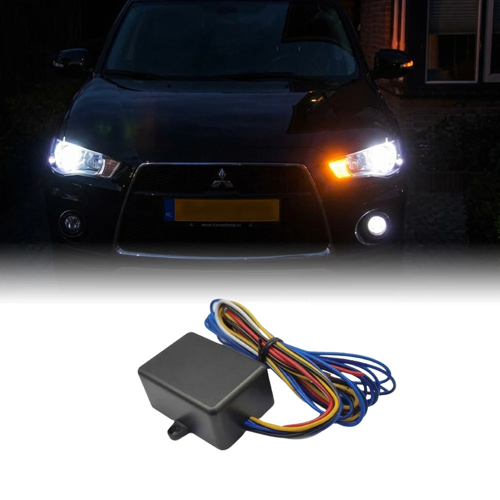 bochtverlichting module installed on a vehicle - fog lights on with blinker